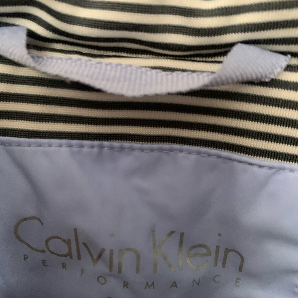 CalvinKlein  light jacket - Picture 3 of 3